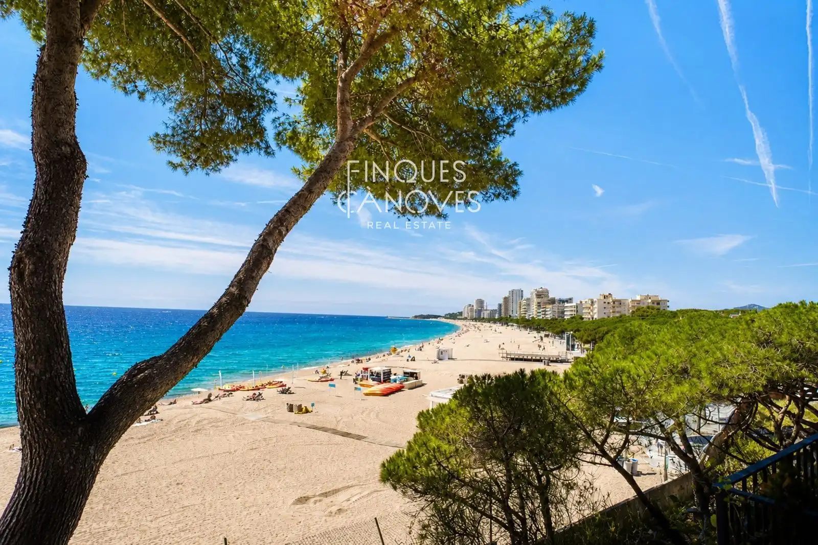 Vista exterior de Apartamento en venta en Castell d'Aro, Platja d'Aro i s'Agaró con Aire acondicionado, Terraza y Trastero