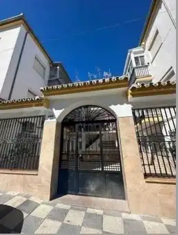 Vista exterior de Piso en venta en Ronda