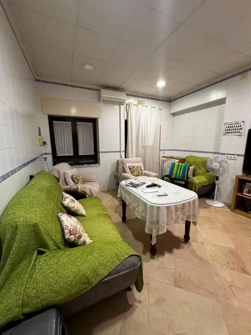 Sala d'estar de Casa o xalet en venda en Arahal
