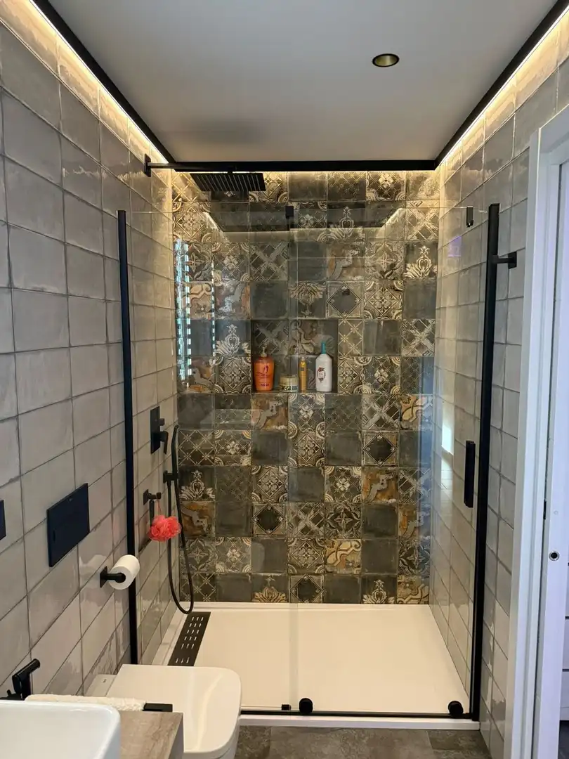 Baño de Piso en venta en Valdés - Luarca con Calefacción, Jardín privado y Terraza