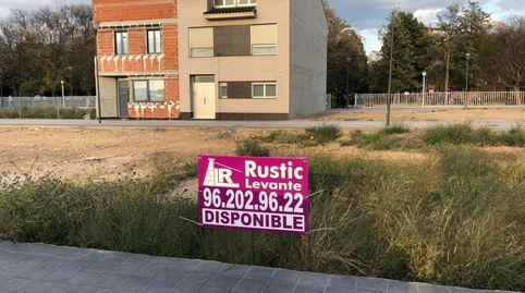 ESTUPENDO SOLAR JUNTO AL PARQUE DE LA BOMBILLA