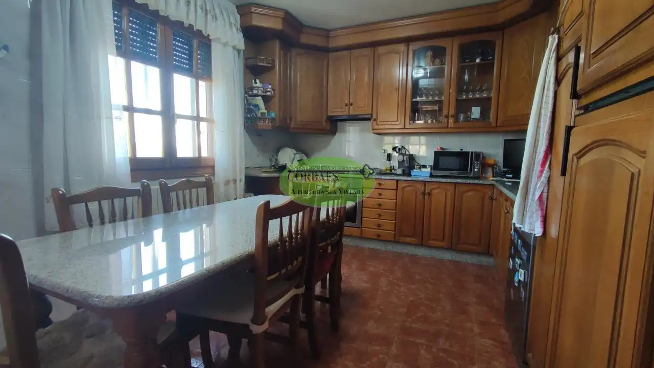 Chalet con jardín en venta en Verín, imagen 4