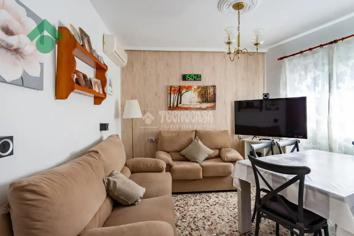 Sala de estar de Casa adosada en venta en Nerja