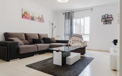 Living room of Flat for sale in Santa Lucía de Tirajana