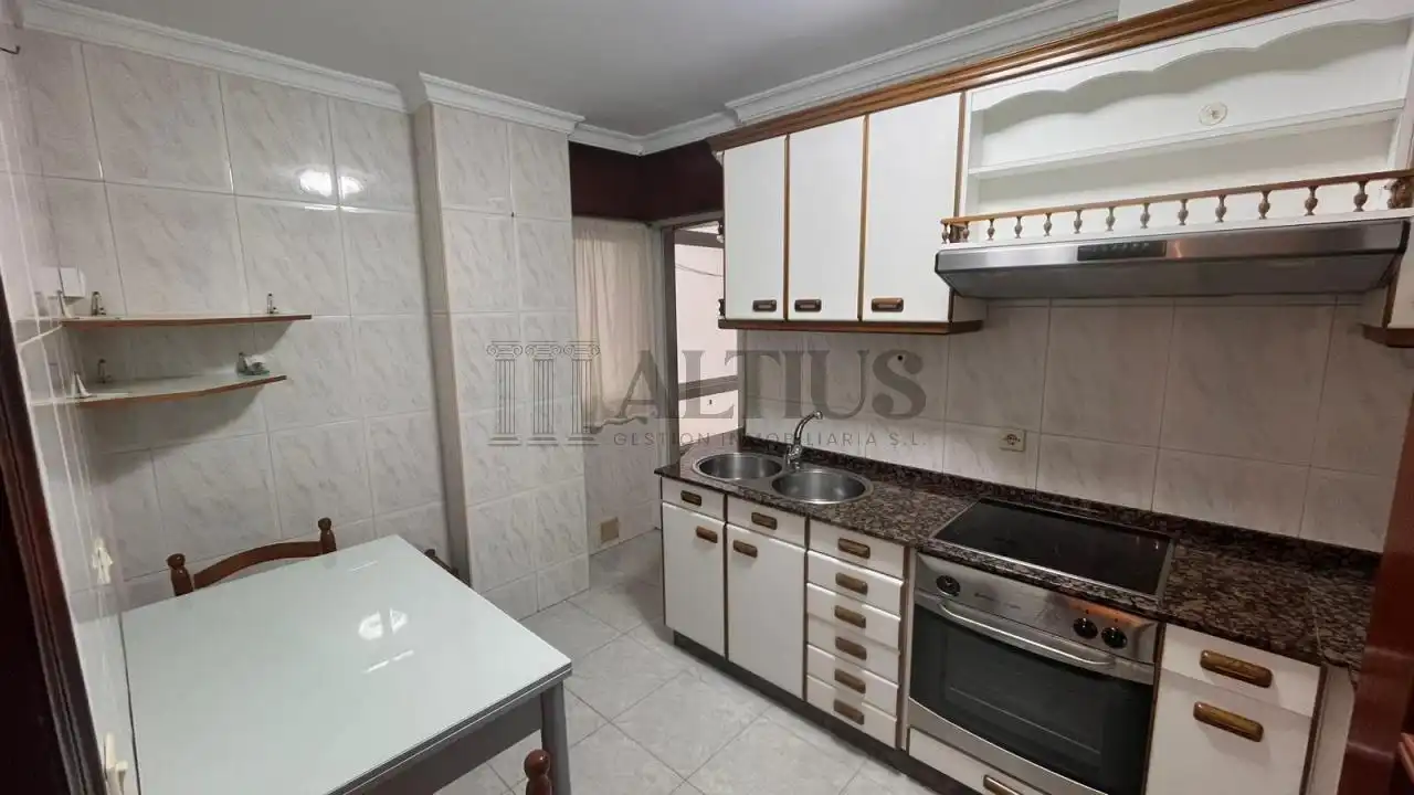Kitchen of Flat for rent in A Estrada , Pontevedra