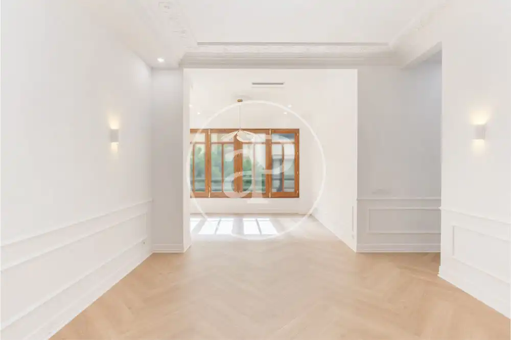 Sala d'estar de Pis en venda en Valencia amb Aire condicionat i Calefacció