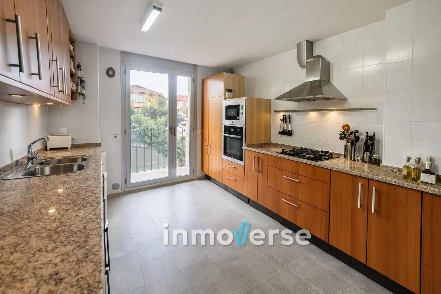 Exterior view of Flat for sale in Montblanc  with Private garden