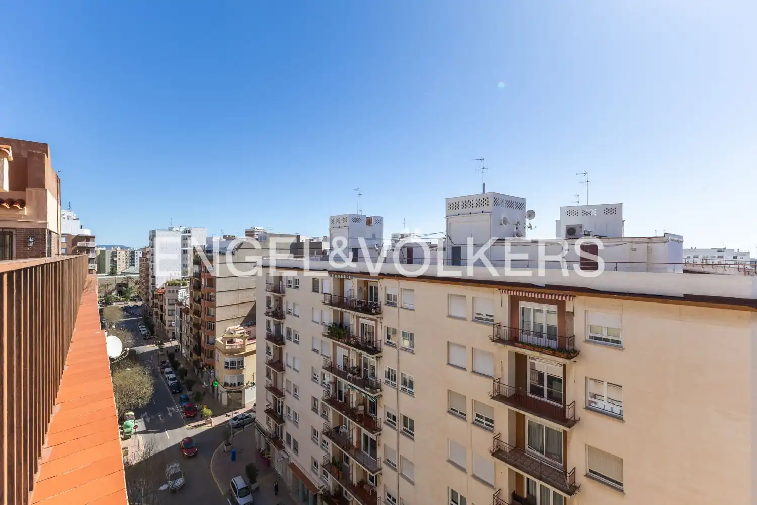 Vista exterior de Àtic en venda en Castellón de la Plana / Castelló de la Plana amb Aire condicionat, Calefacció i Terrassa