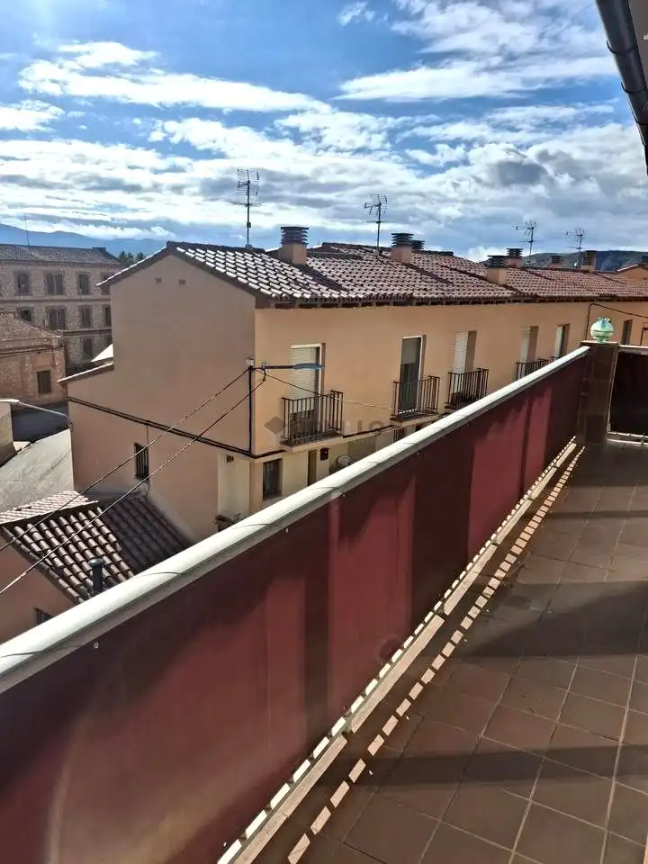 Flat for rent in San Antonio, Alfambra