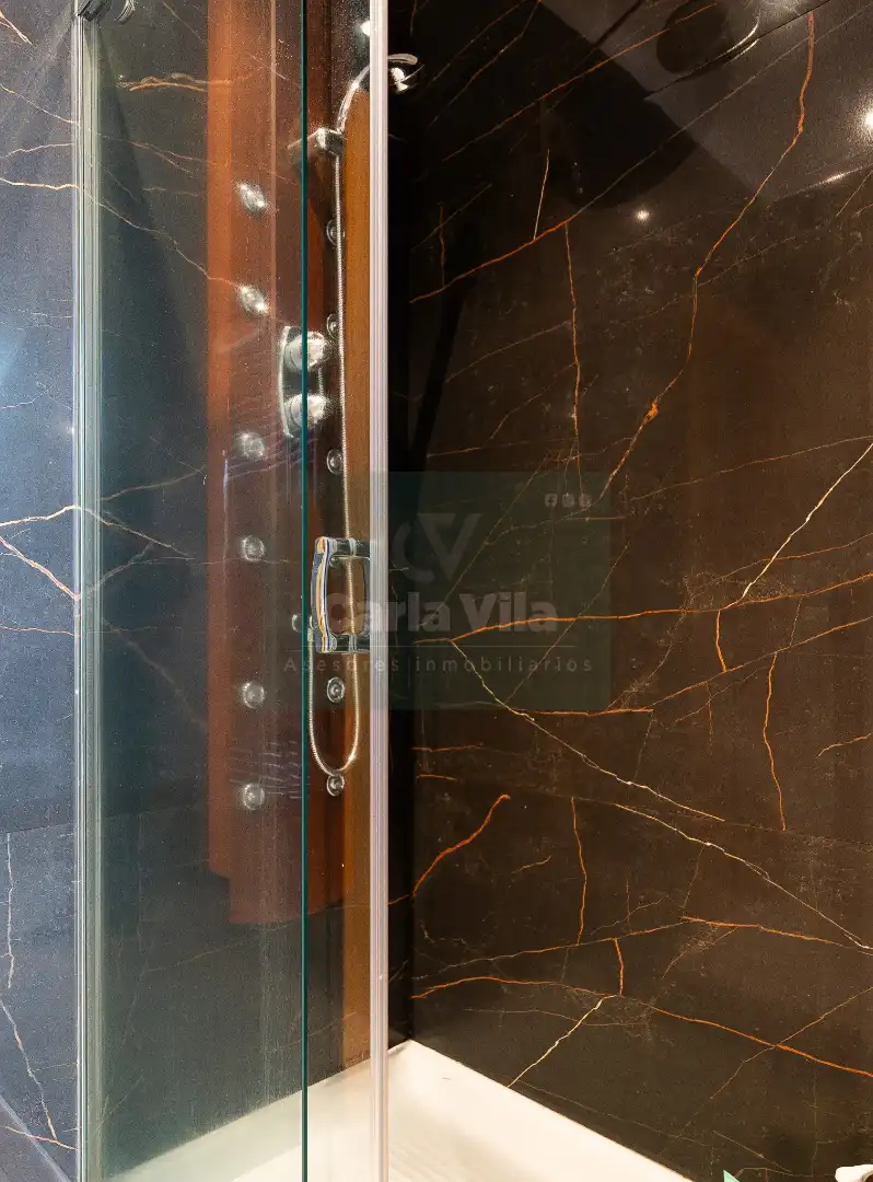 Casa o chalet en venta en Lugo con Calefacción, Jardín privado y Parquet