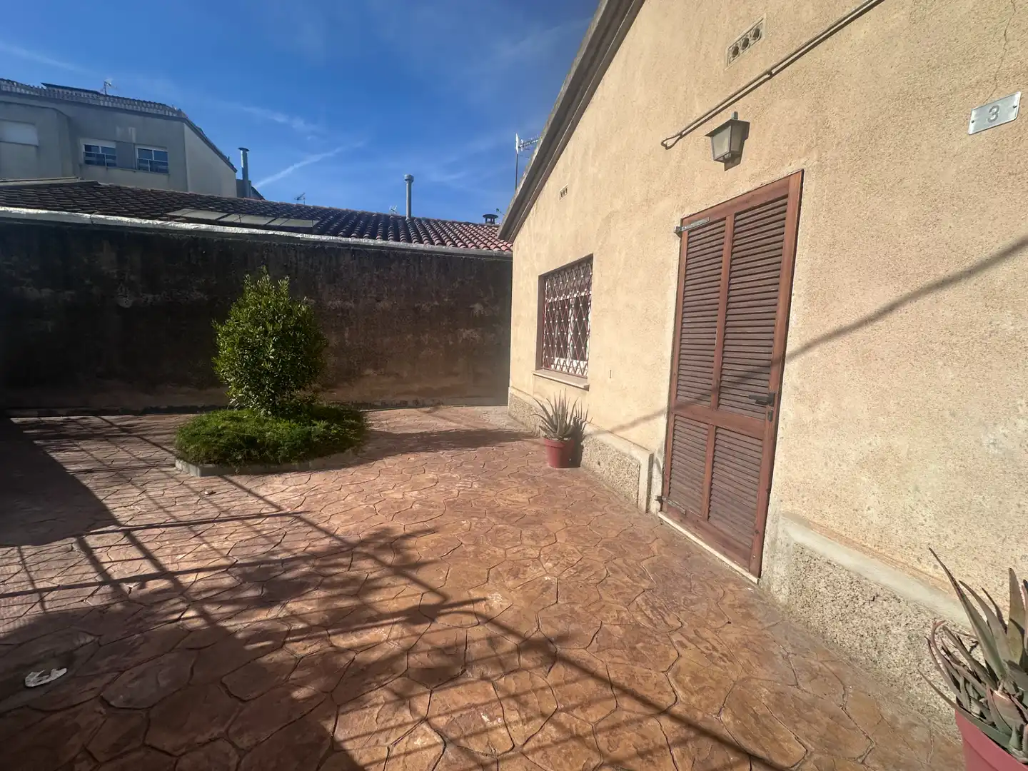 Vista exterior de Casa o xalet en venda en Santa Margarida I Els Monjos amb Calefacció, Jardí privat i Terrassa
