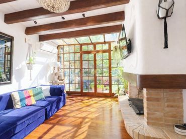 Piso con balcón en venta en Passatge de Gaiolà