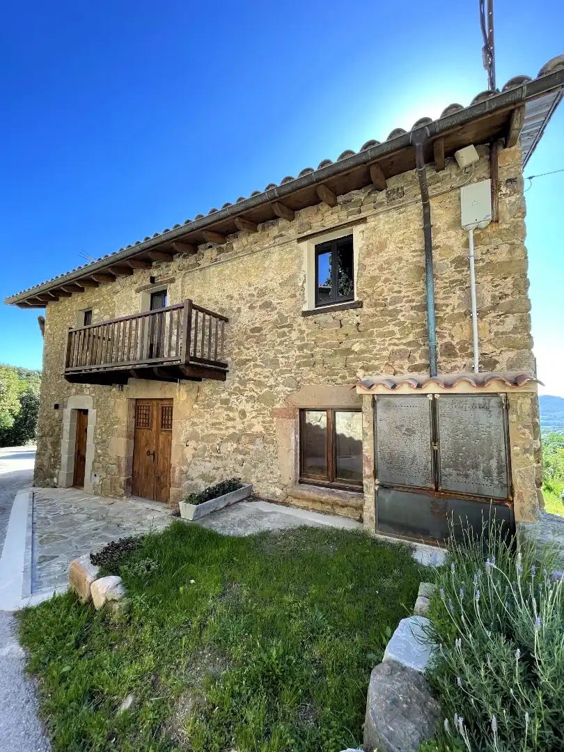 Exterior view of Flat for rent in La Vall d'en Bas  with Heating and Balcony