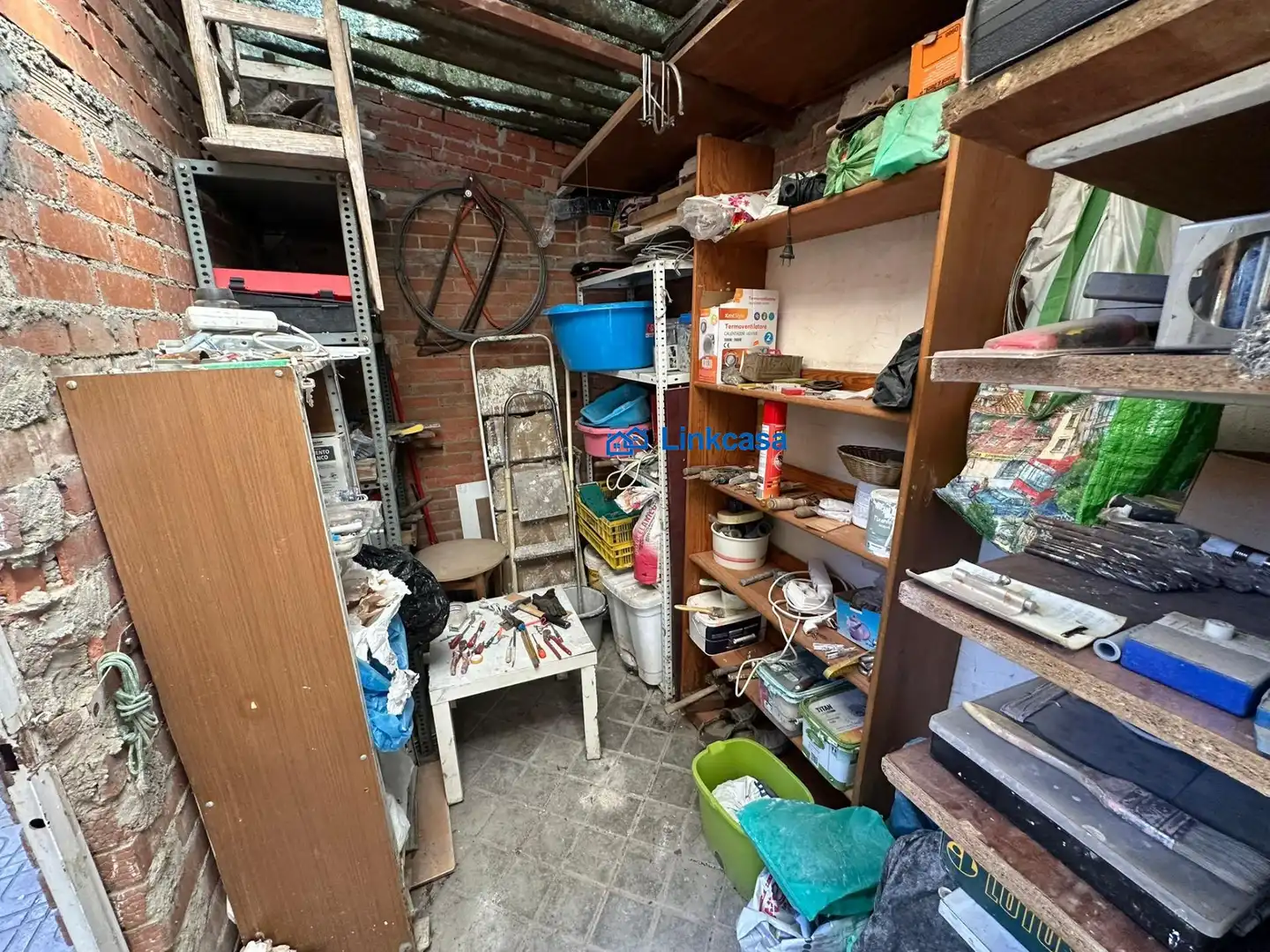 Houses for sale in Madrid  with Heating and Storage room