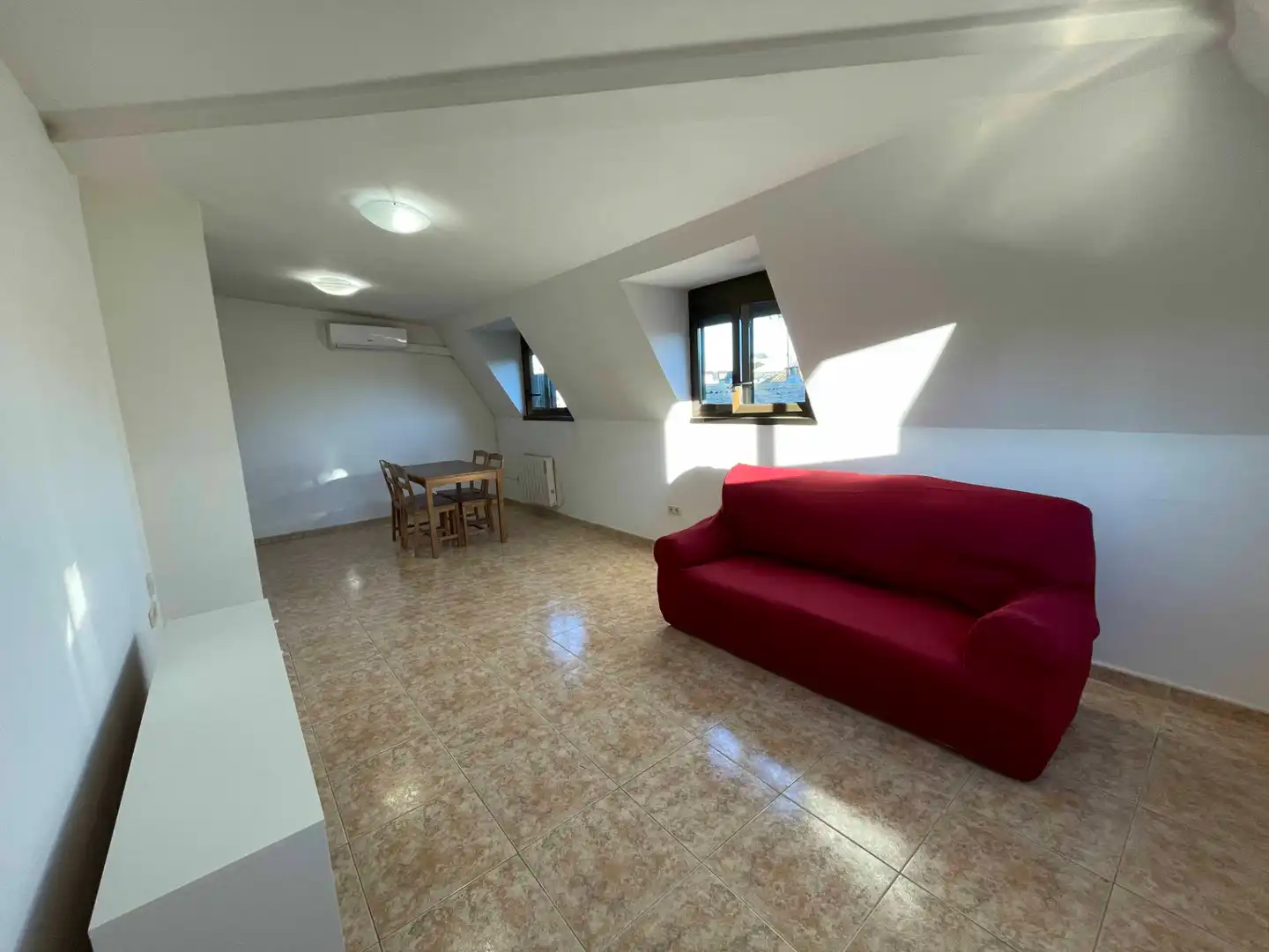 Flat for rent in Calle del Parque, Casco Antiguo
