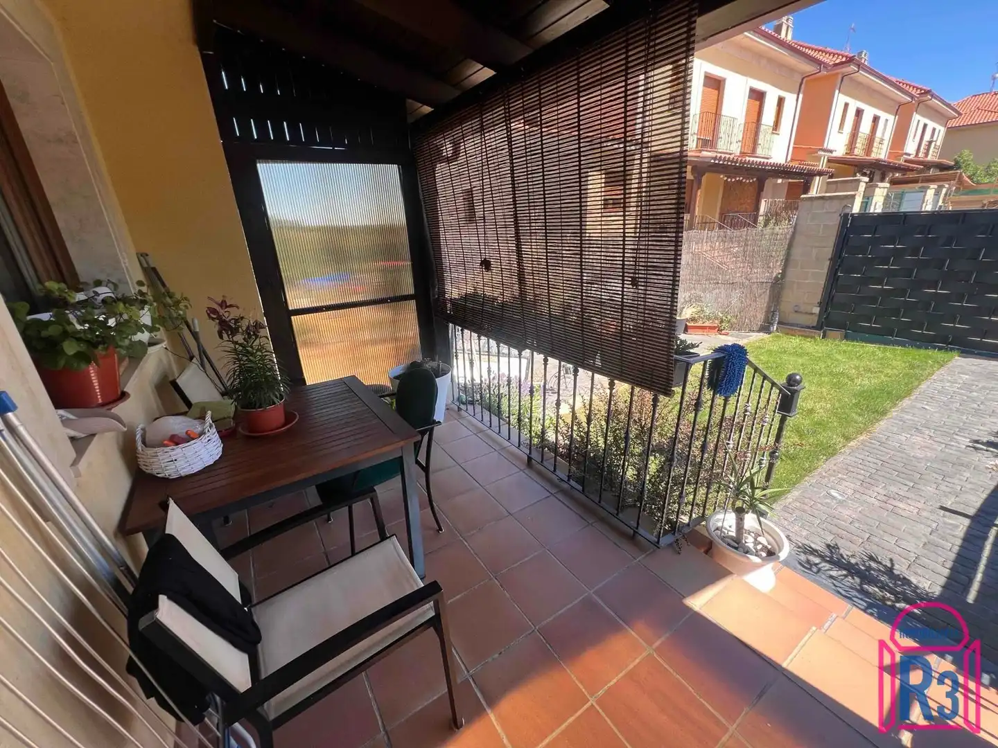 Terraza de Casa adosada en venta en Garrafe de Torío con Calefacción
