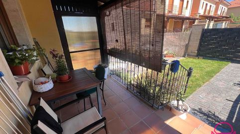 Foto 3 de Casa adosada en venta en Garrafe de Torío, León