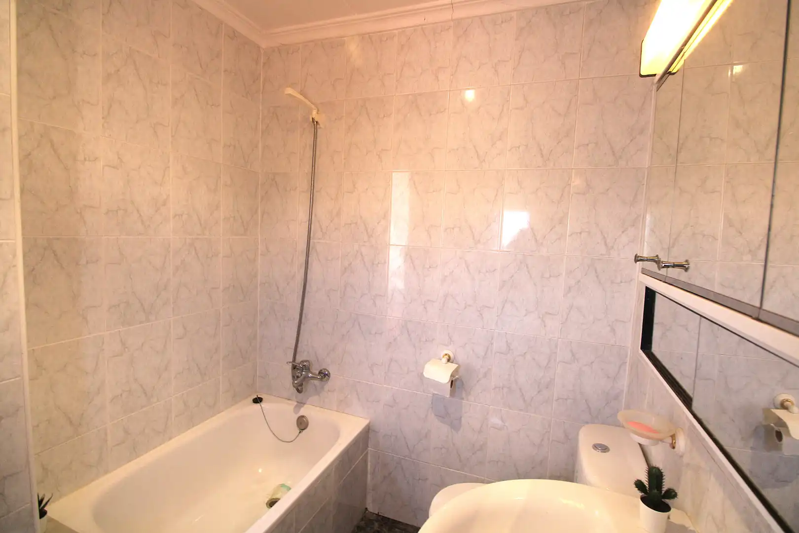 Baño de Casa adosada en venta en Almansa con Terraza y Trastero