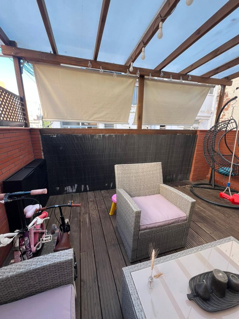 Terrassa de Pis en venda en L'Hospitalet de Llobregat amb Aire condicionat, Calefacció i Parquet