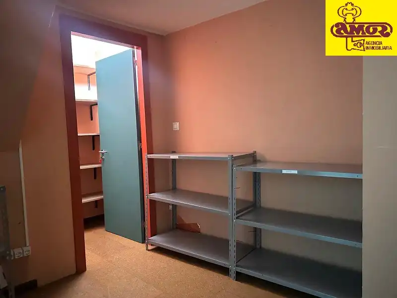 Gewerbefläche zum Verkauf in Rúa da Angustia, imagen 24