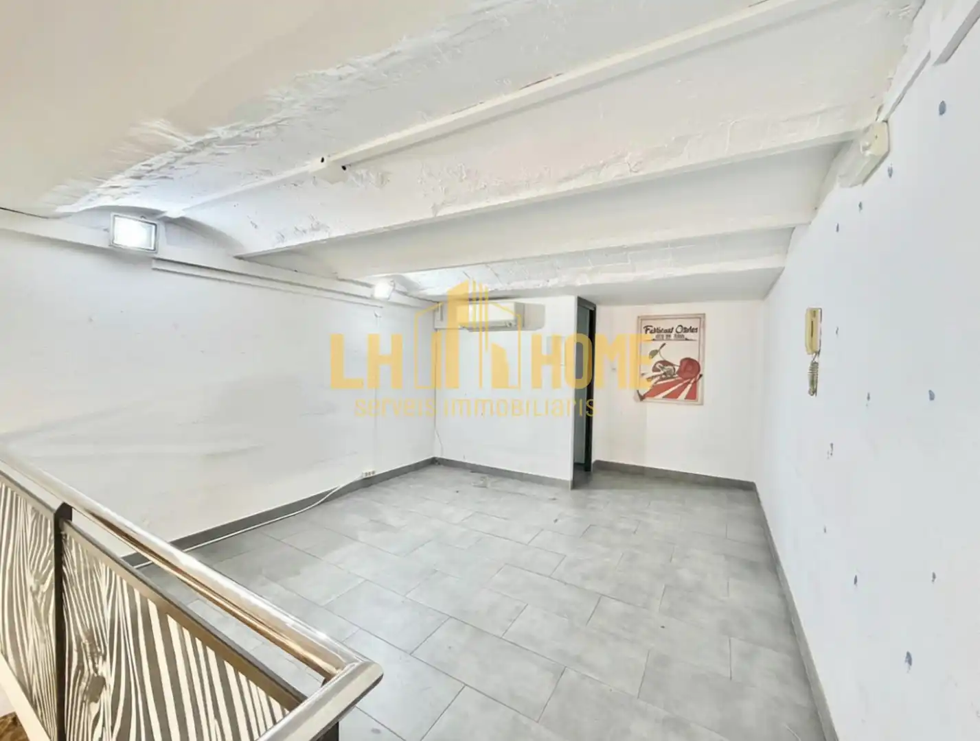 Commercial properties for sale in L'Hospitalet de Llobregat  with Air Conditioner
