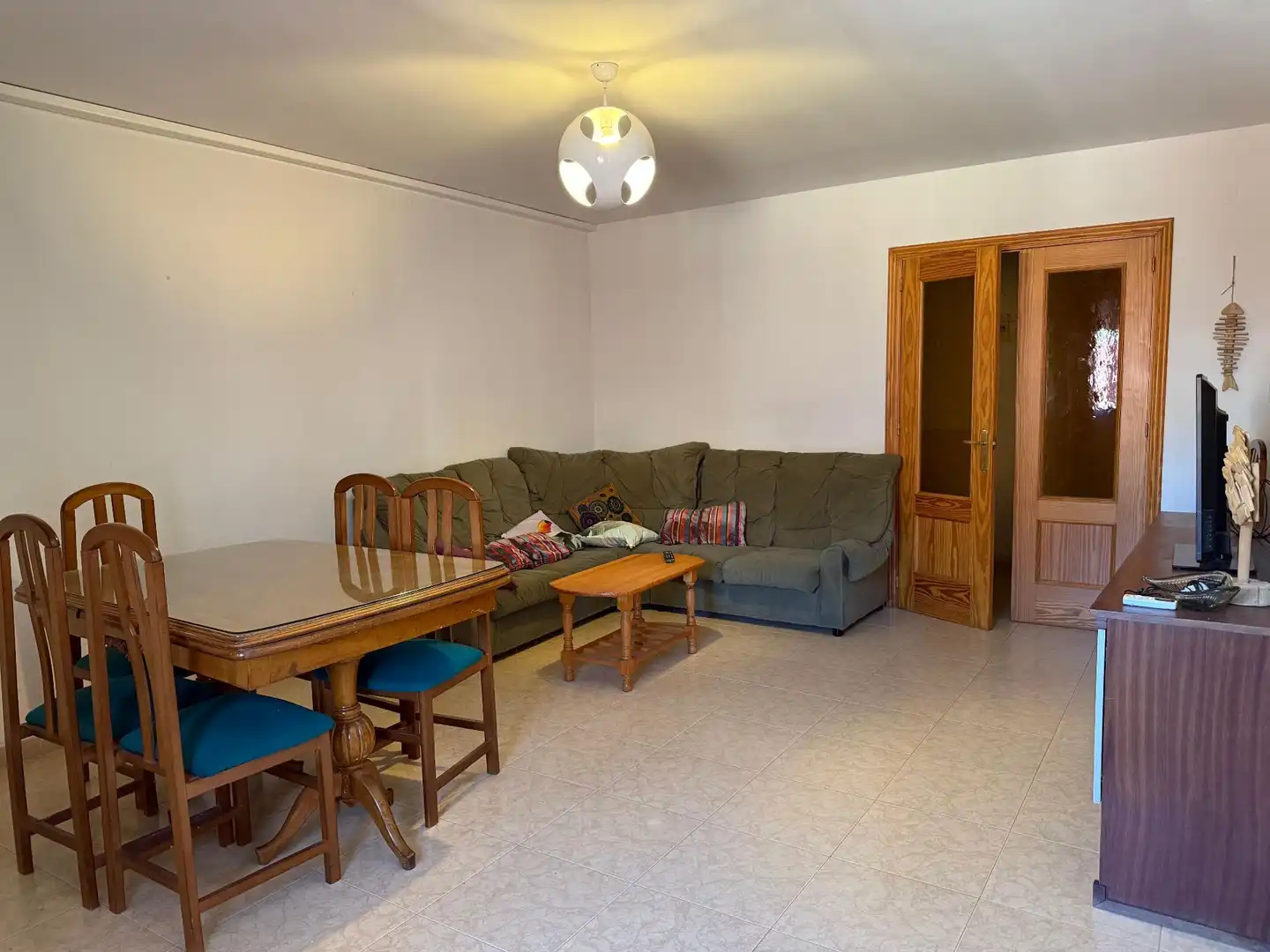 Living room of Flat for sale in Candeleda  with Air Conditioner and Heating