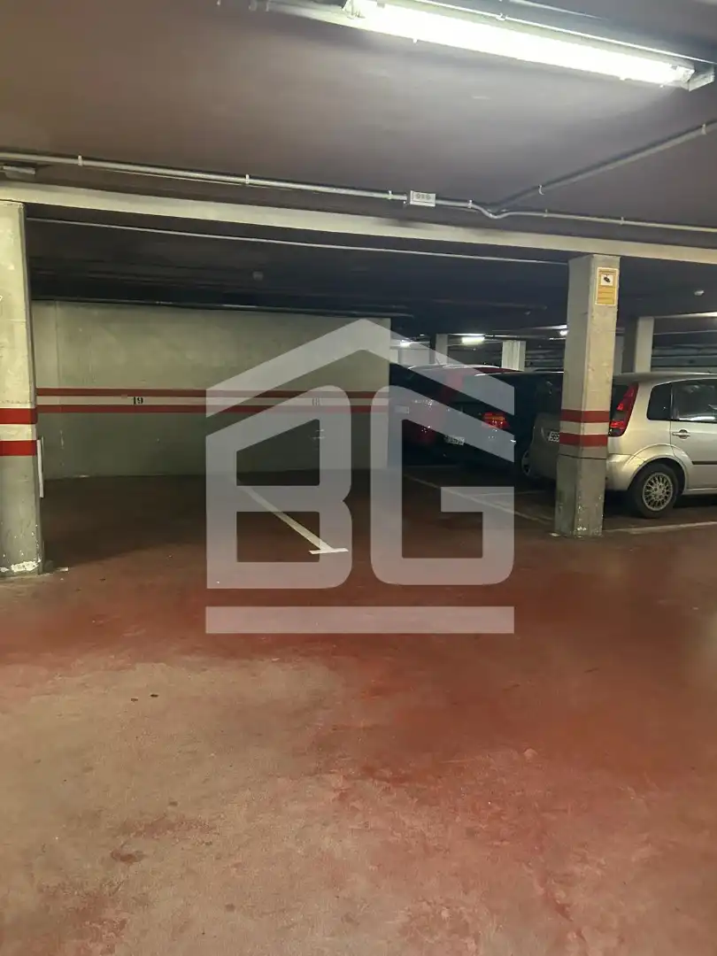 Parkplatz von Garage zur Miete in Sant Miquel