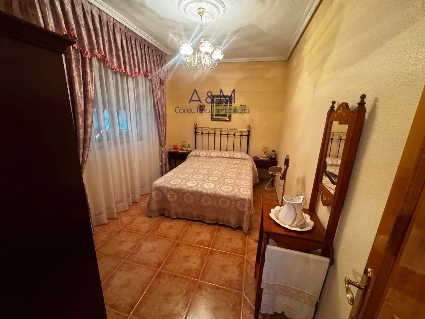 Dormitori de Casa o xalet en venda en Viana de Cega amb Piscina