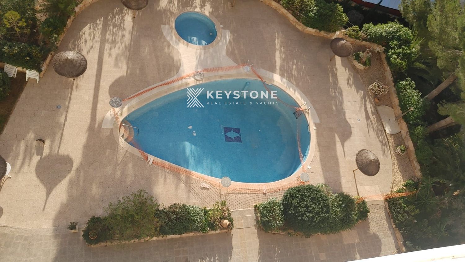 Piscina de Pis de lloguer en Calvià amb Aire condicionat, Calefacció i Terrassa