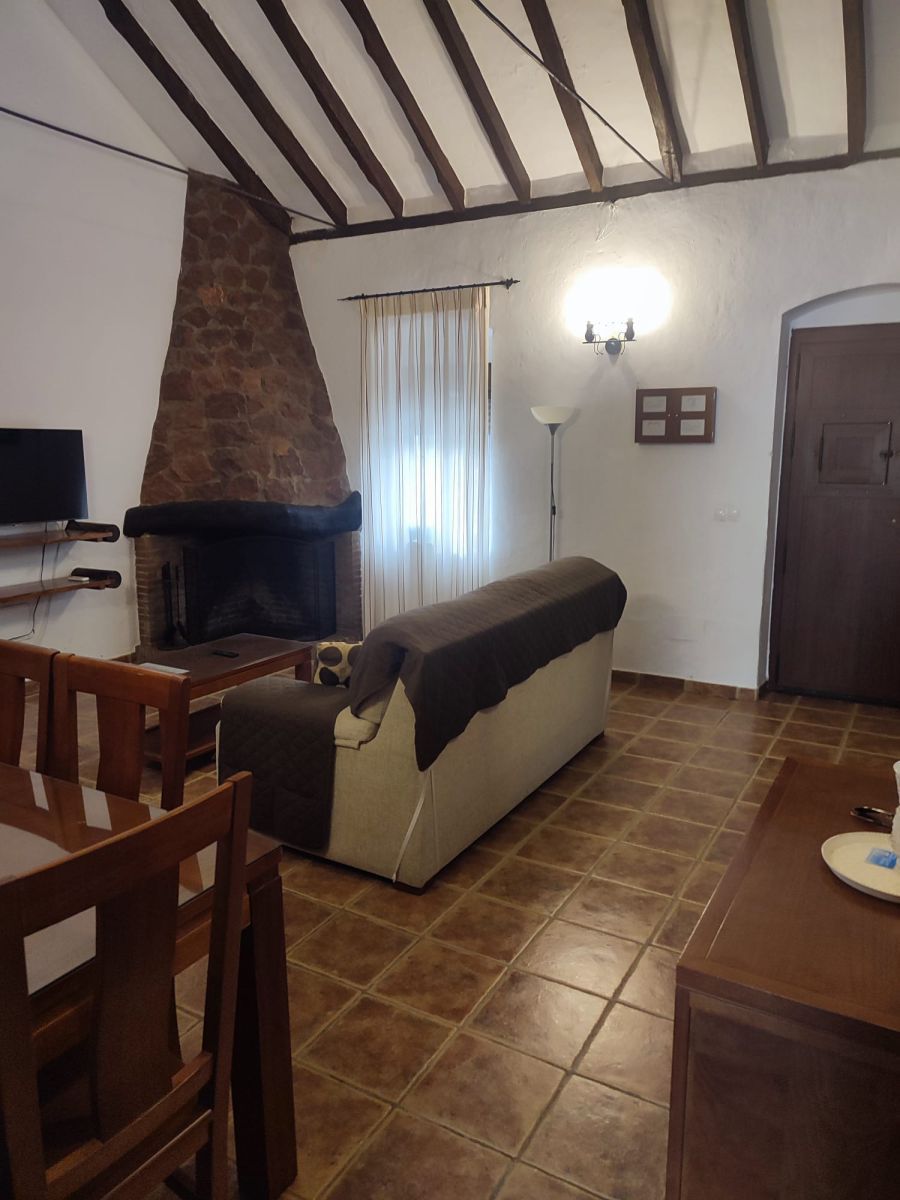 Sala d'estar de Casa o xalet en venda en Arcos de la Frontera amb Piscina