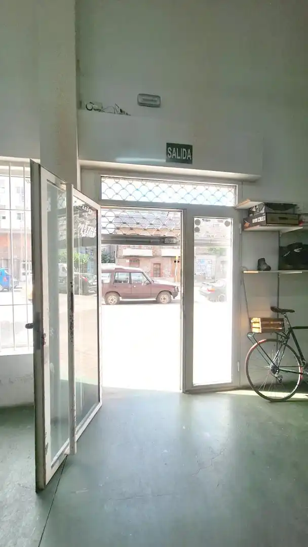 Local comercial en venda a Flores de Sil - La Placa, imagen 19