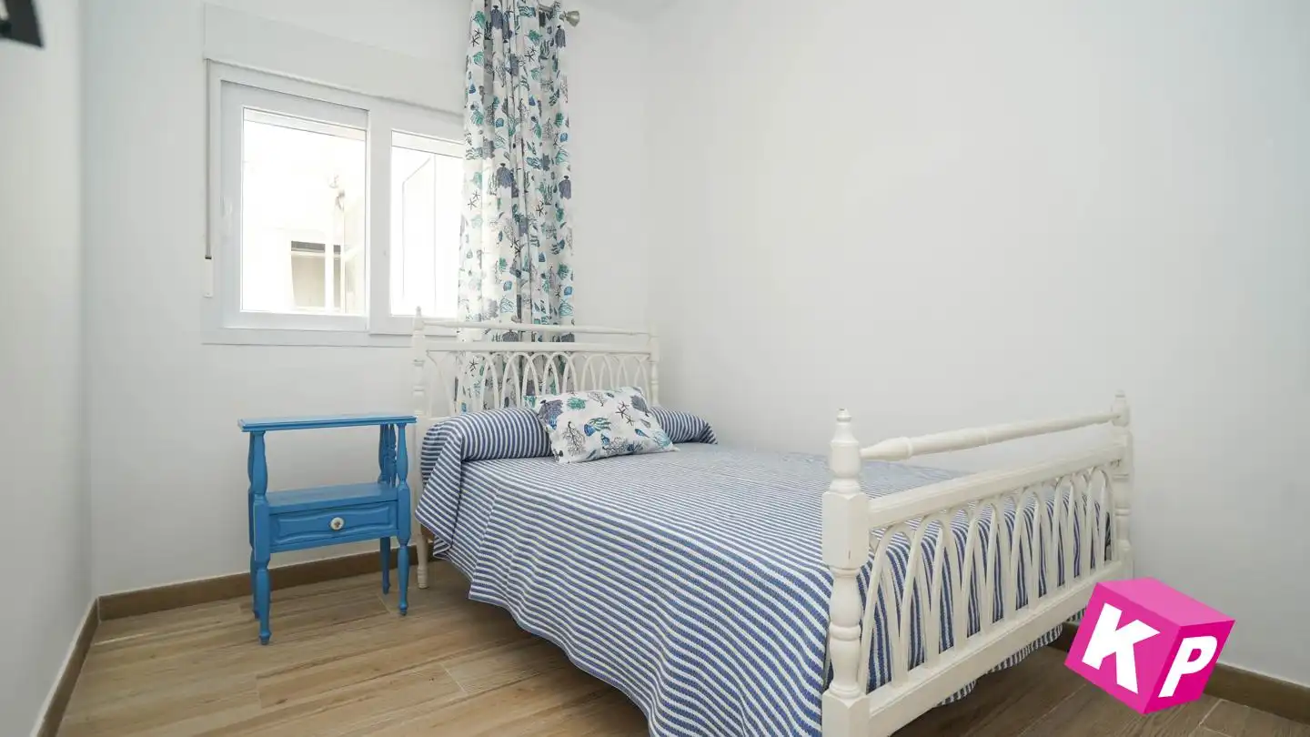 Habitación de Piso en venta en Santa Pola con Aire acondicionado, Terraza y Amueblado