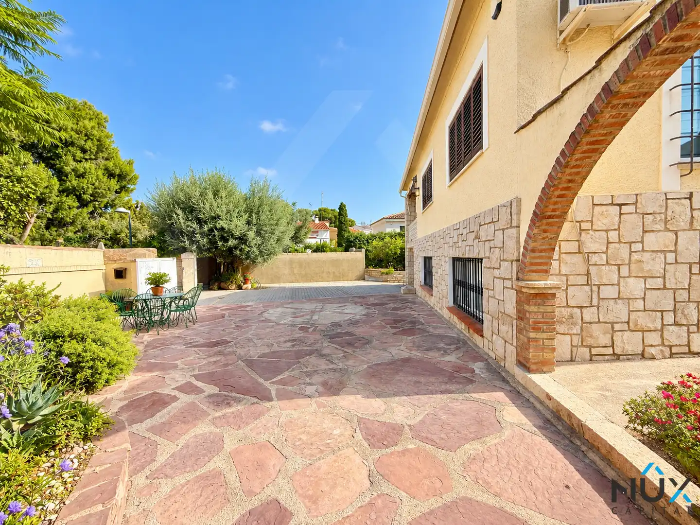 Terrassa de Casa o xalet en venda en Paterna amb Aire condicionat, Calefacció i Jardí privat