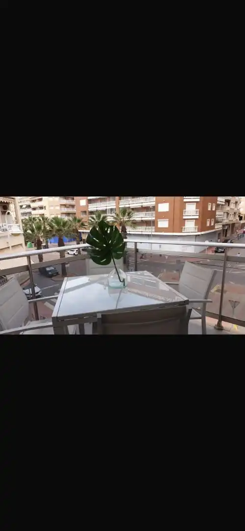 Terrassa de Apartament de lloguer en Guardamar del Segura amb Aire condicionat, Calefacció i Moblat