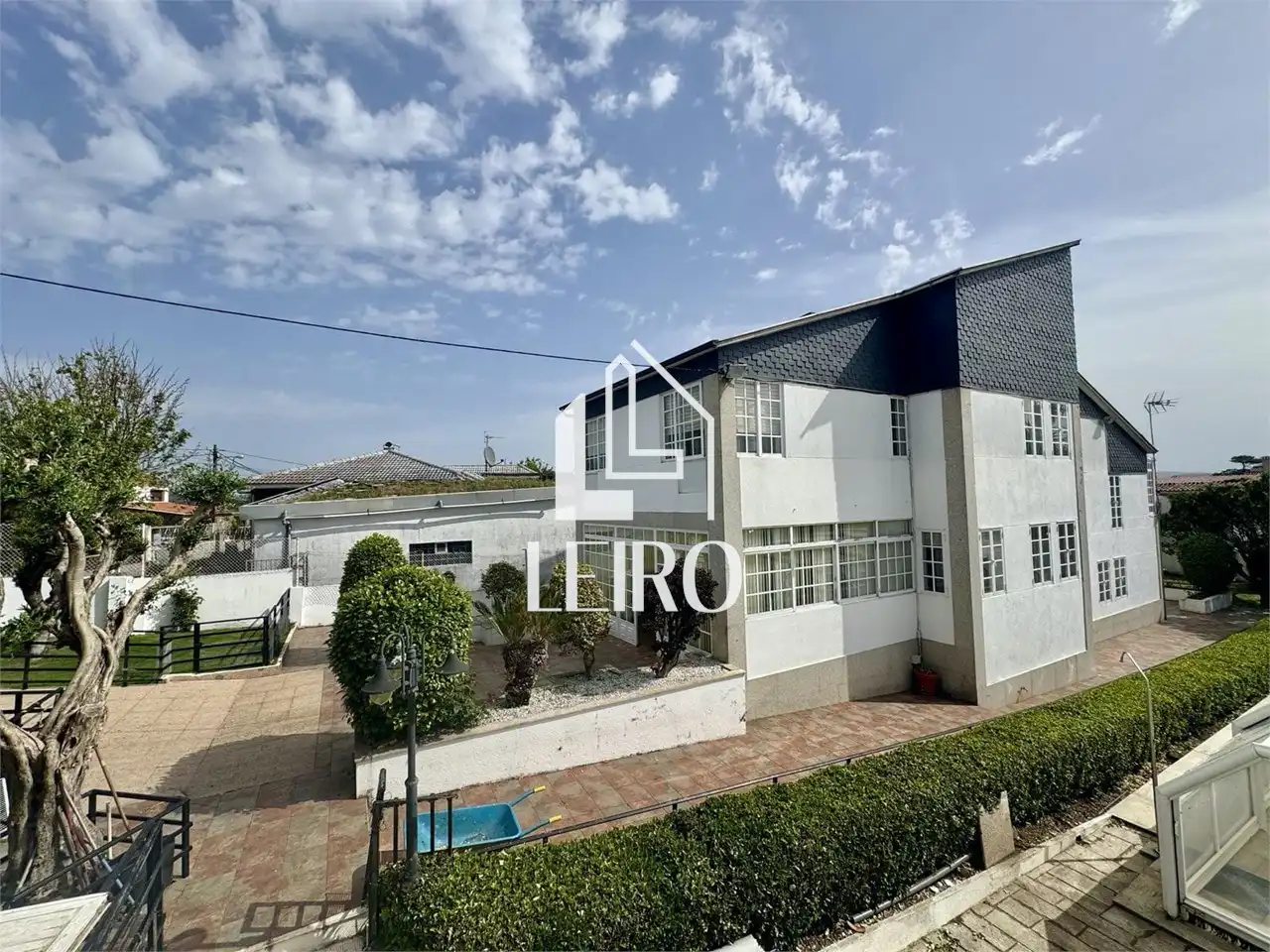 Vista exterior de Casa o chalet en venta en A Illa de Arousa  con Calefacción, Jardín privado y Parquet