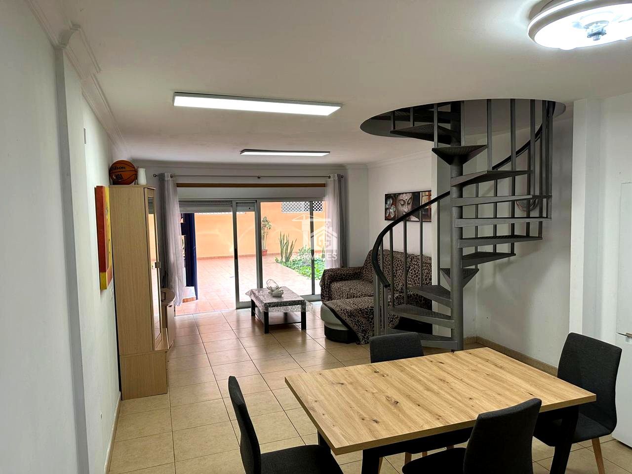 Dúplex en venda en Guía de Isora amb Aire condicionat, Terrassa i Traster