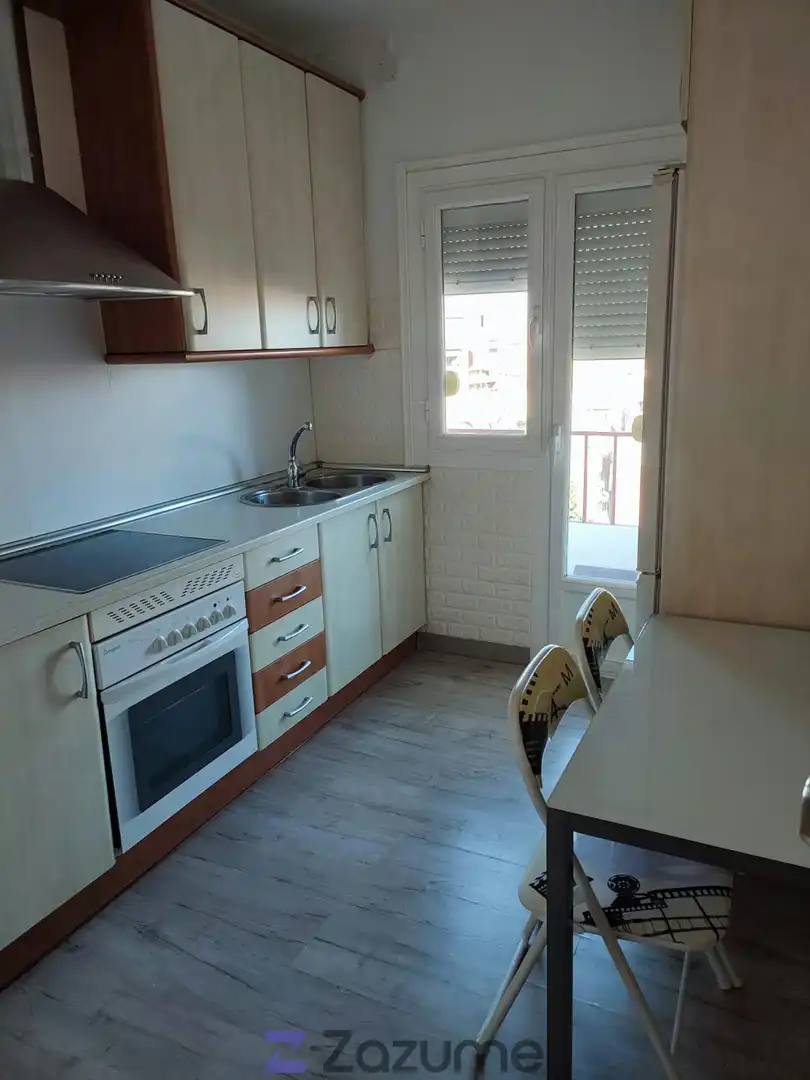 Kitchen of Flat for rent in Torrijos  with Air Conditioner, Heating and Terrace