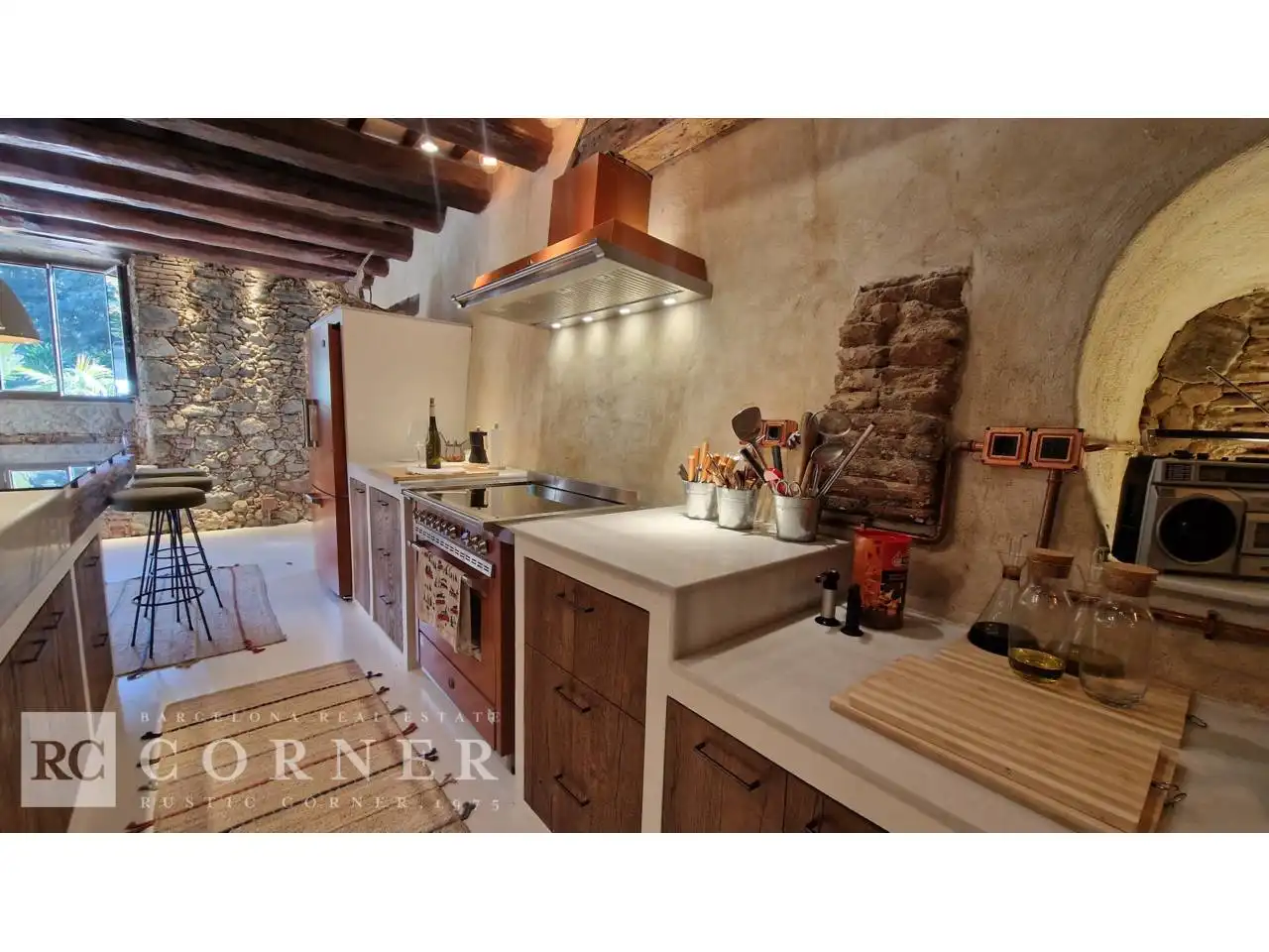 Cocina de Finca rústica en venta en Dosrius poble