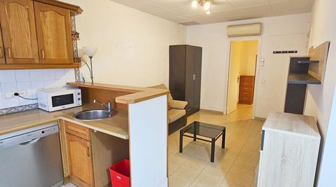 EN EXCLUSIVA. Casa en venta en el centro de Mataró. Local comercial en planta baja más 1 piso., immagine 3