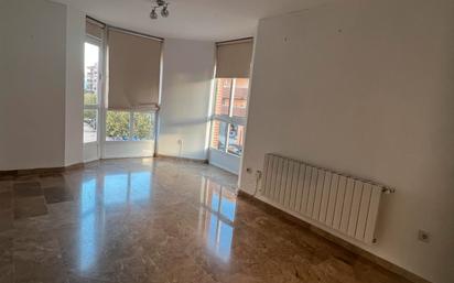 Flat to rent in Calle Pintor Francisco Baños, 1, Renfe - Bulevar 1ª y 2ª Fase