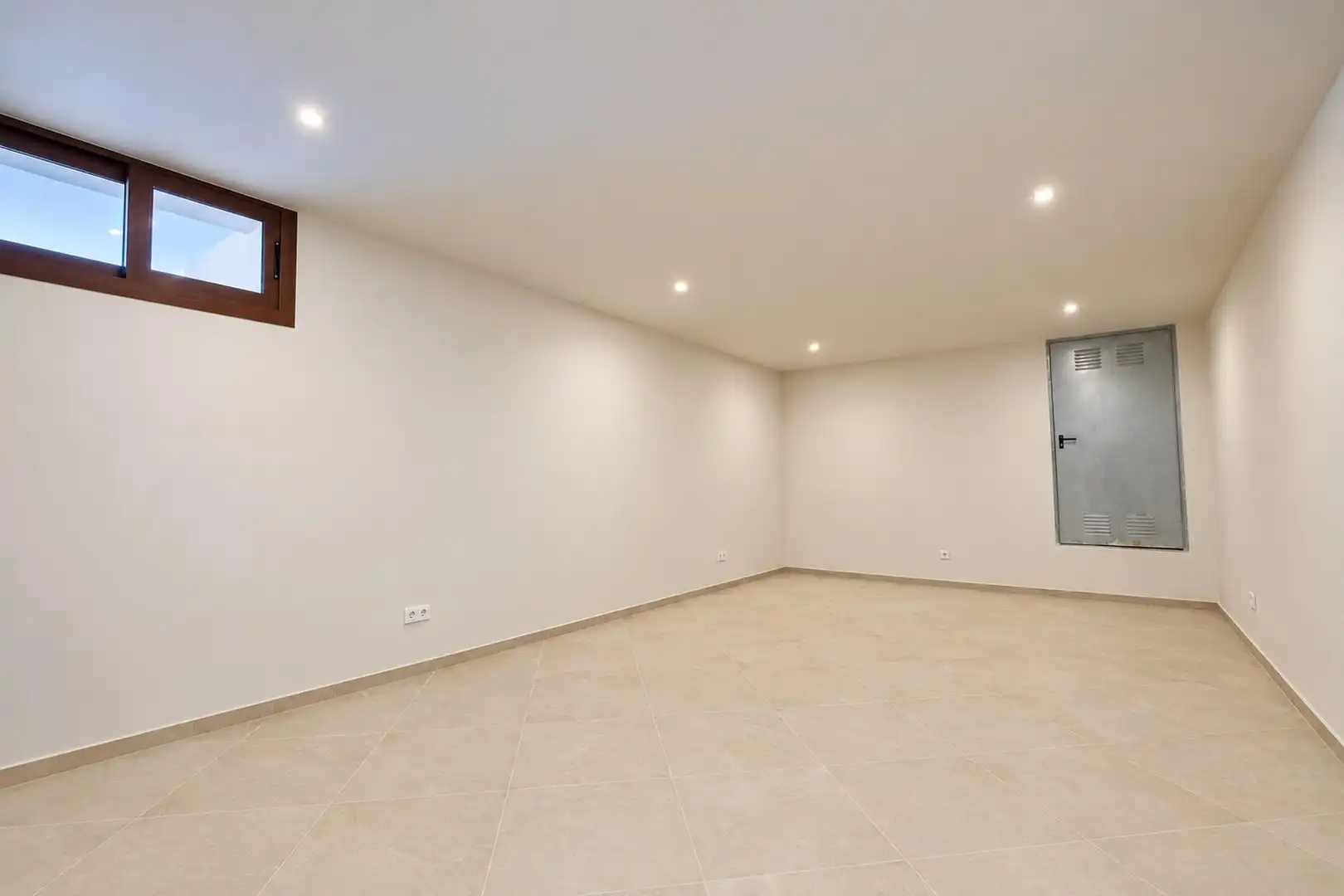 Chalet con piscina en venta en Marisol Park - Ortembach - Los Almendros, imagen 51