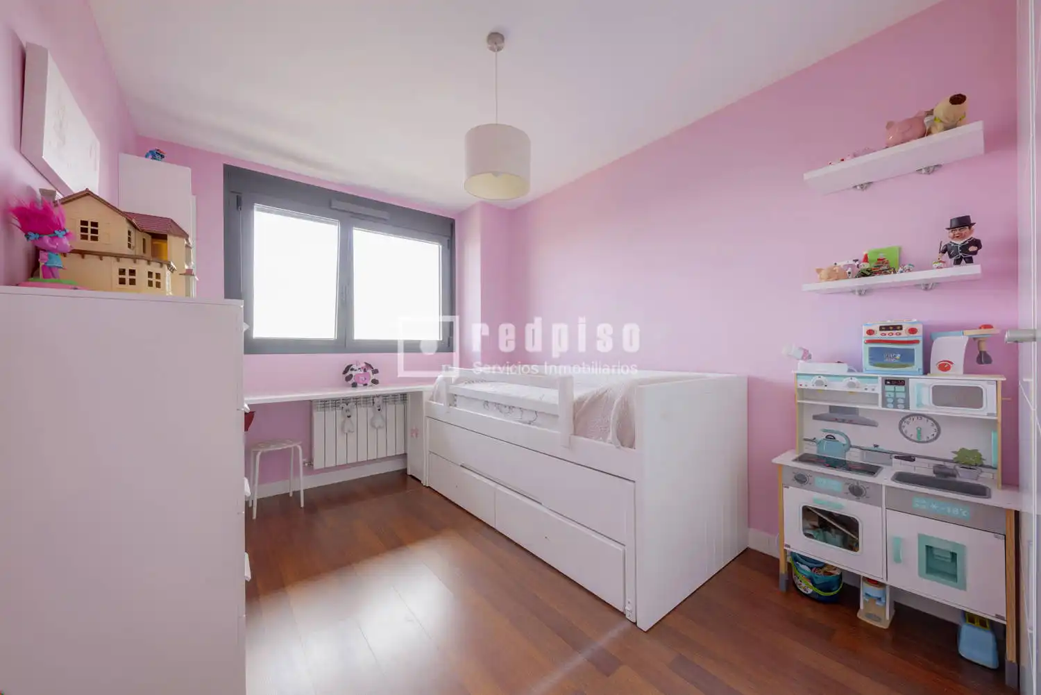 Bedroom of Flat for sale in Boadilla del Monte  with Air Conditioner, Heating and Private garden