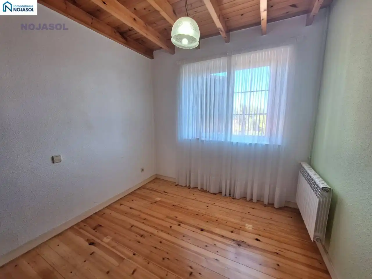 Habitación de Casa o chalet en venta en Arnuero con Calefacción y Jardín privado