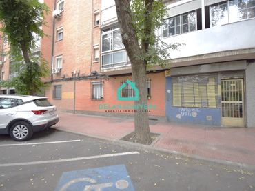 Local comercial en venda a Calle Eduardo Pascual y Cuellar