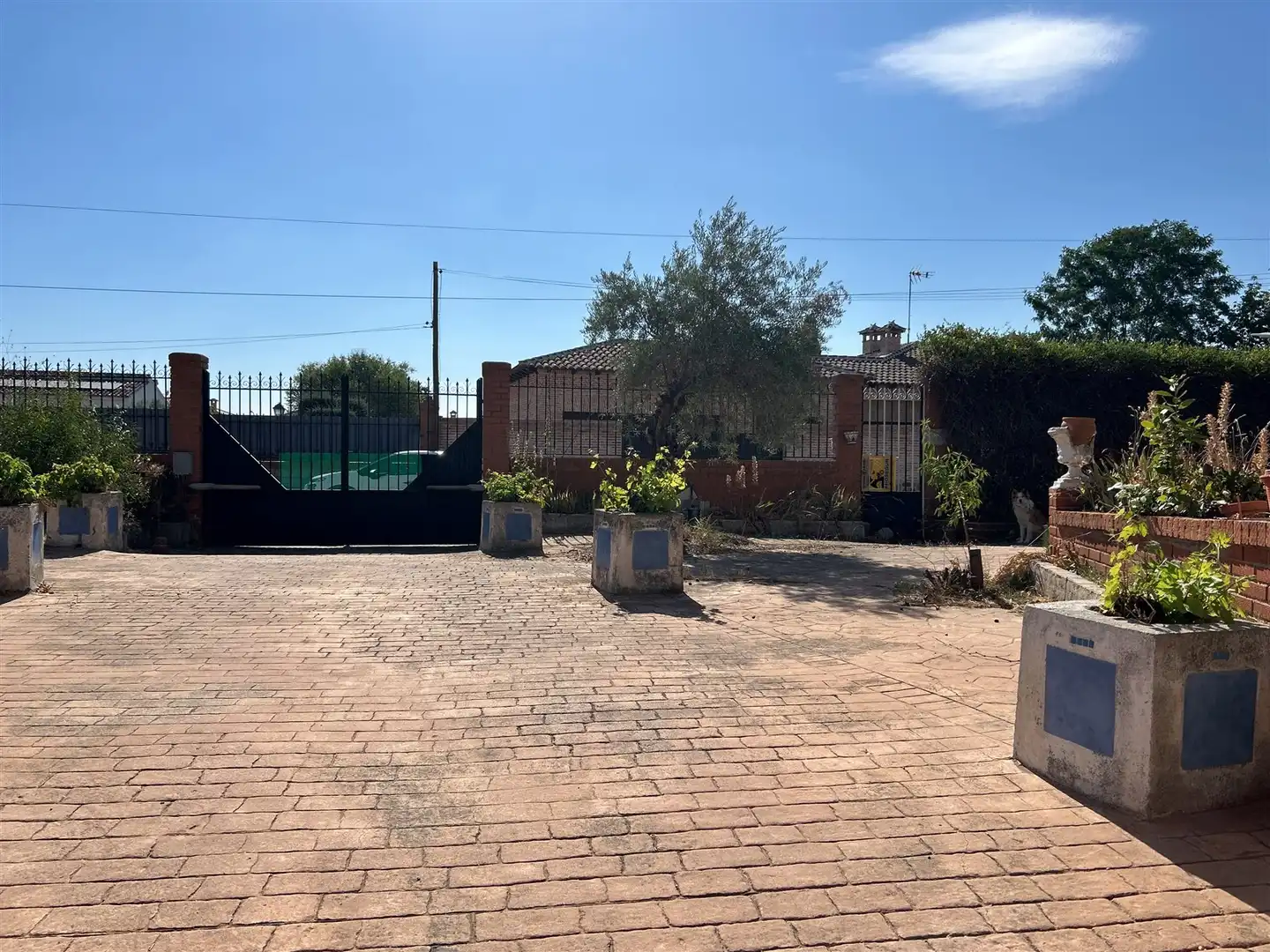 Exterior view of Houses for sale in Argés, Toledo