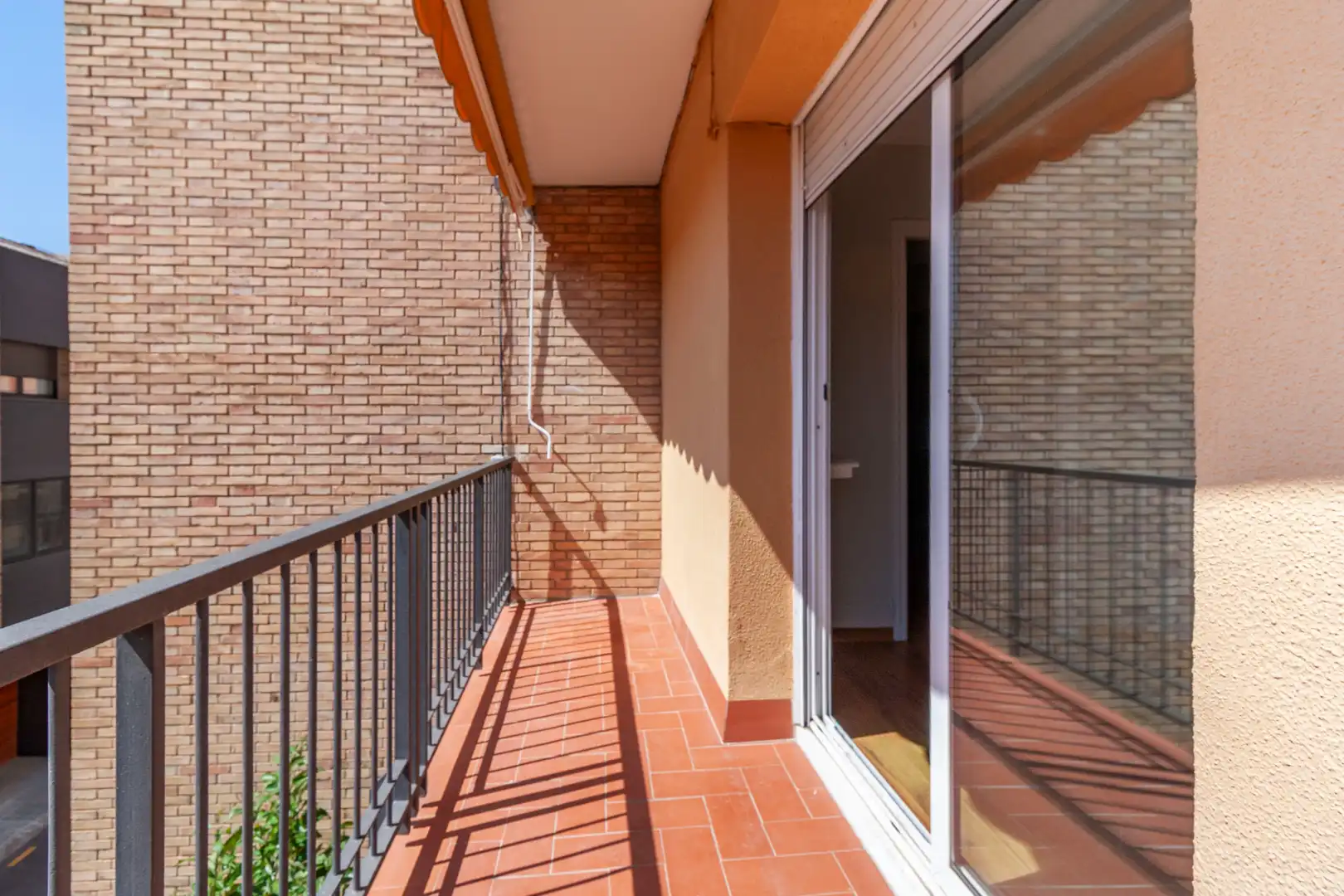 Balcony of Flat for sale in Terrassa  with Air Conditioner, Heating and Private garden
