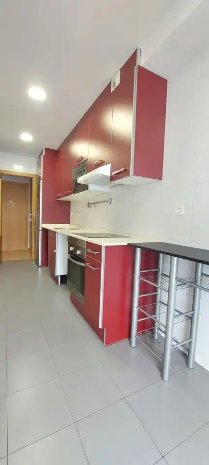 Cuina de Pis de lloguer en Gijón  amb Calefacció i Traster