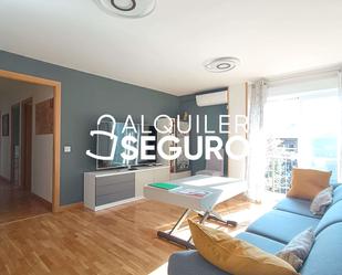 Living room of Flat to rent in  Madrid Capital  with Air Conditioner and Terrace