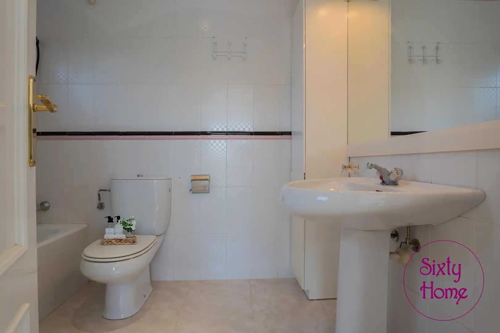 Baño de Casa o chalet en venta en Zuera con Calefacción, Terraza y Piscina comunitaria