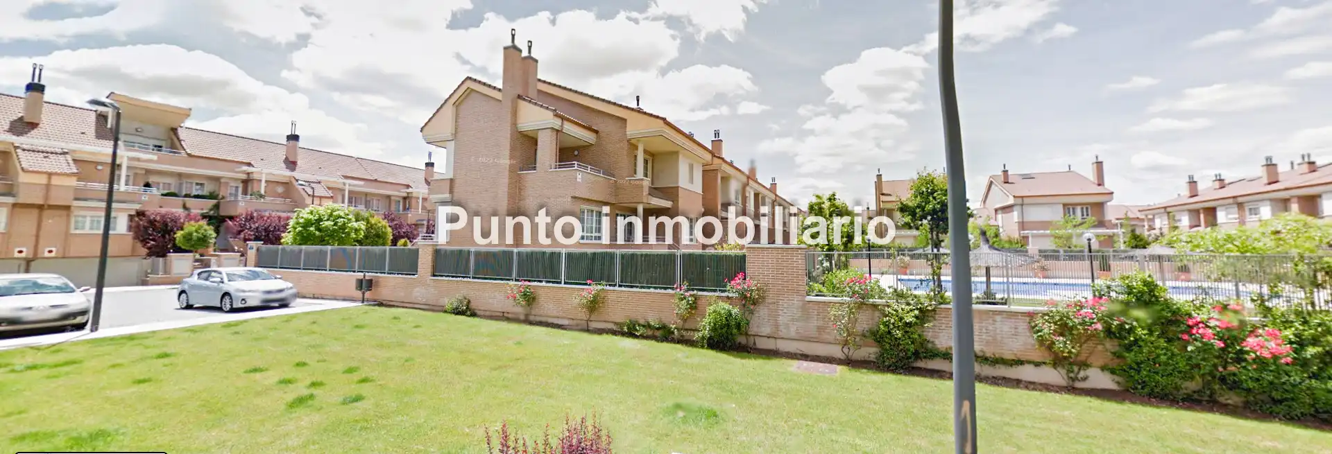Casa adosada de alquiler en Valladolid con Aire acondicionado, Calefacción y Jardín privado